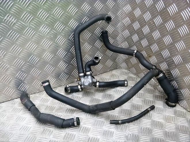 HONDA XL650 V HOSES & THERMOSTAT