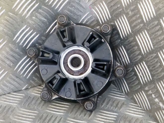 HONDA XL650 V SPROCKET CARRIER