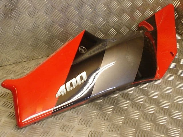 KAWASAKI ZXR400H SIDE PANEL, RIGHT HAND SEAT