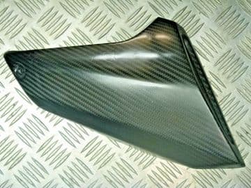 MT09 CARBON R/H AIR SCOOP