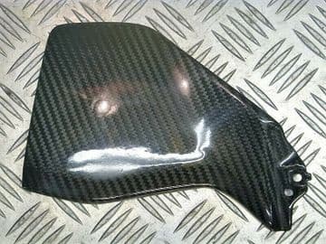 MT09 CARBON RIGHT SIDE PANEL