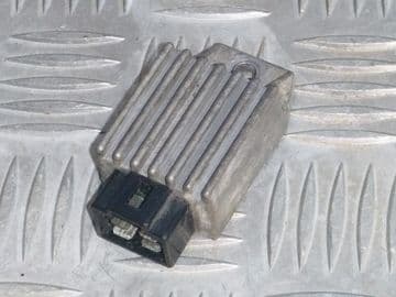 PEUGEOT VIVACITY REGULATOR