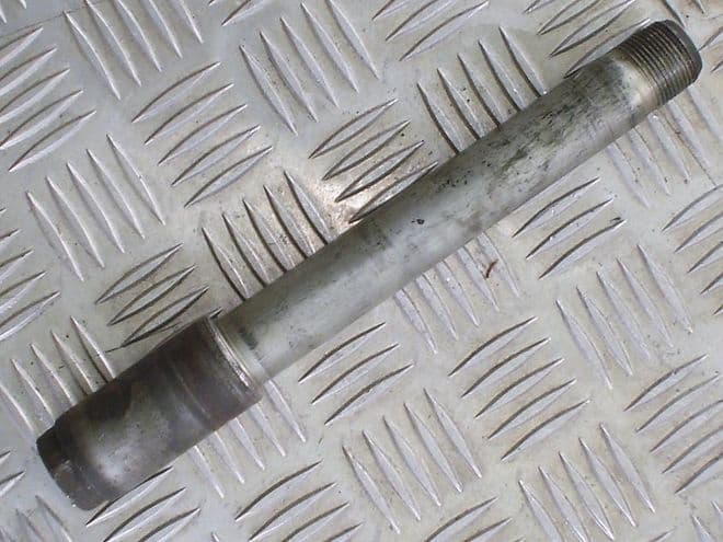 SPINDLE, FRONT WHEEL