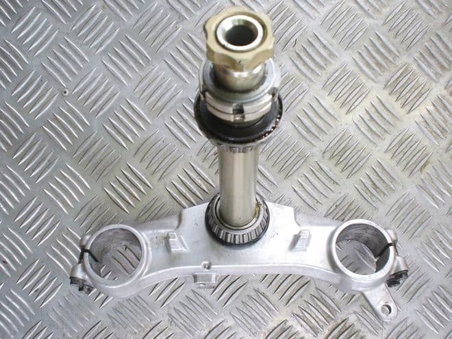 Suzuki GSX-R 600 K2 Bottom Yoke 2002