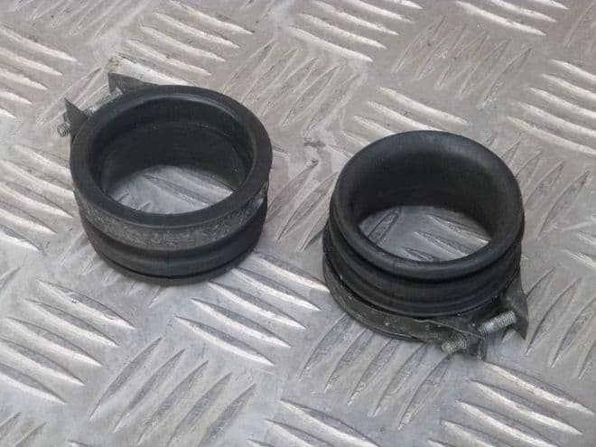 SUZUKI SV650 S K9 AIRBOX RUBBERS