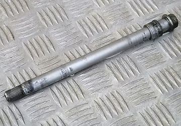 TRX 850 FRONT WHEEL SPINDLE