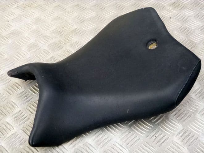 YAMAHA YZF R125 FRONT SEAT, RIDERS