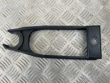 YAMAHA YZF-R6 5EB , SEAL GUARD, CHAIN GUIDE