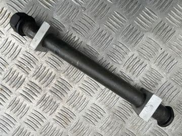 YAMAHA YZF-R6, 98-02, 5EB, REAR WHEEL SPINDLE, AXLE