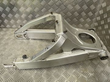 YAMAHA YZF-R6 SWINGING ARM