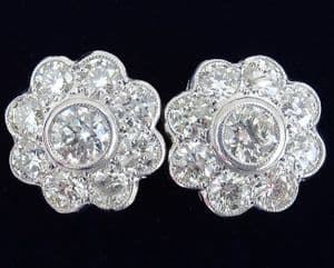 Fabulous art deco platinum 3.30ct diamond daisy vintage antique cluster earrings