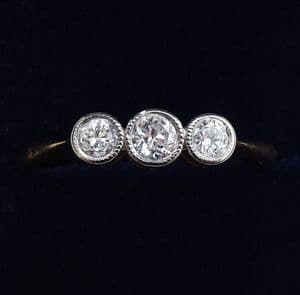 Gorgeous art deco 18ct 18k gold and platinum 0.32ct diamond three stone vintage antique trilogy ring