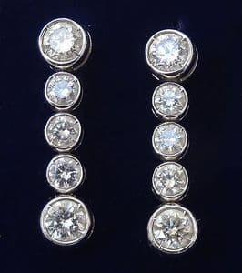 Gorgeous art deco 18ct 18k white gold 1.80ct diamond vintage antique dangle earrings
