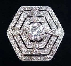 Gorgeous art deco 18ct gold and platinum 2.70ct diamond cluster target ring