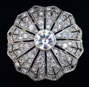 Gorgeous art deco platinum 2.11ct diamond cluster vintage antique cocktail ring