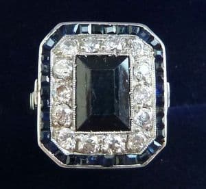 Stunning art deco platinum 0.70ct diamond and 2.25ct sapphire cluster vintage antique ring
