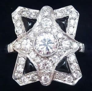 Stunning art deco platinum 1.17ct diamond and onyx vintage antique cluster ring