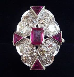 Stunning art deco platinum 1.3ct ruby and 1.28ct diamond elongated cluster ring