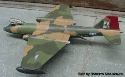 B-57B Canberra (144)