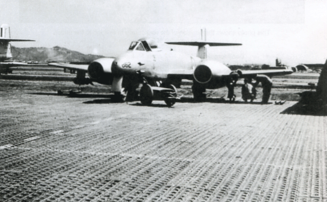 Meteor RAAF 1000lb Bomb Load (72)