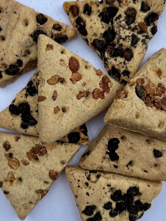 Blangolden Elderberry & Apple Biscuits