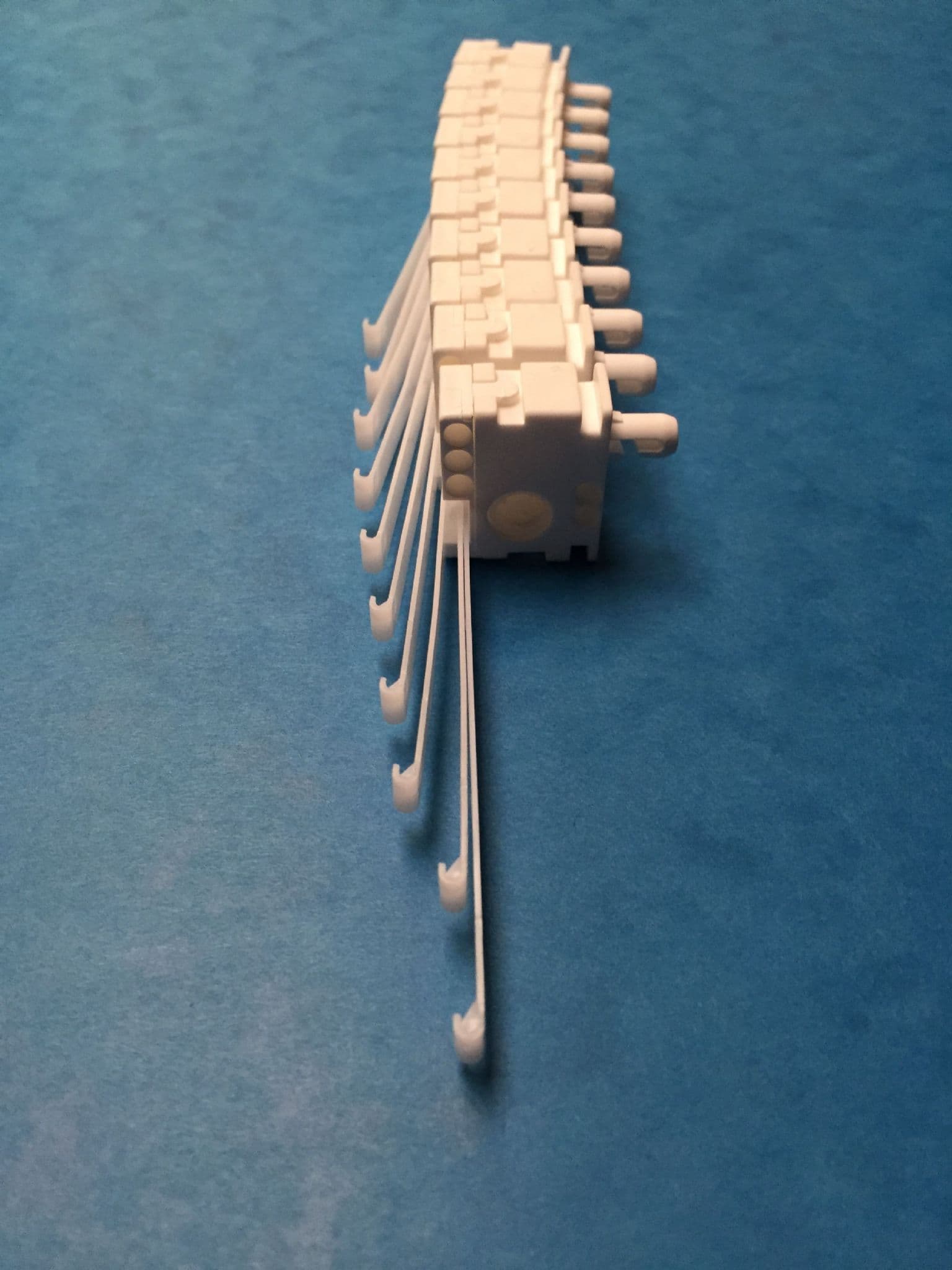 HILLARYS SLIMLINE VERTICAL BLIND TRACK REPLACEMENT TRUCK/CARRIERS