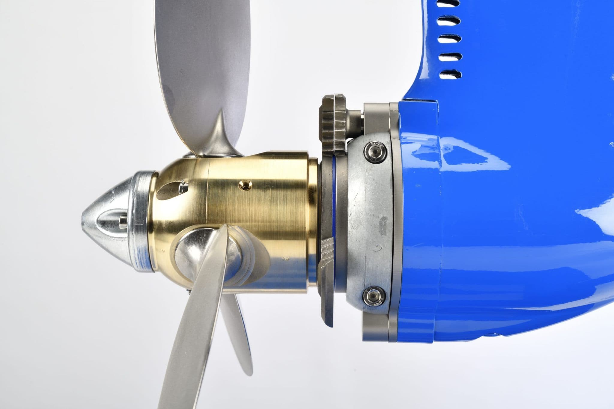 HydroAxe Rope Stripper Cutter for VOLVO Saildrives