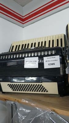 Pre-owned Baile Celeste 80-Bass Accordion