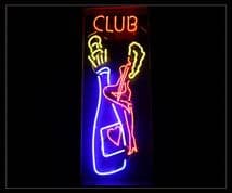 Club with bottle Neon Sign