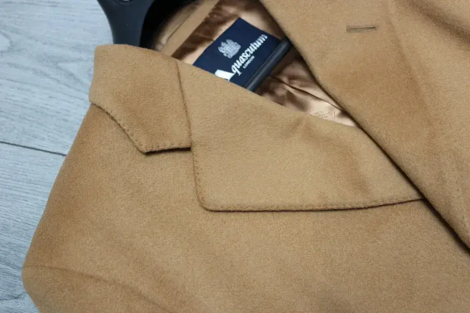 AQUASCUTUM Camel Dark Beige 100 Soft Flannel Wool Over Coat