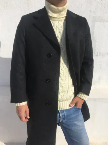 AQUASCUTUM Dark Charcoal Grey 100% Soft Flannel Wool Over Coat