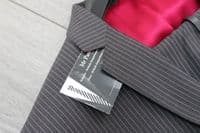 Holland Esquire Dark Grey Pinstripe Wool Suit UK42 EU52 C42 x W36 NEW + TAGS