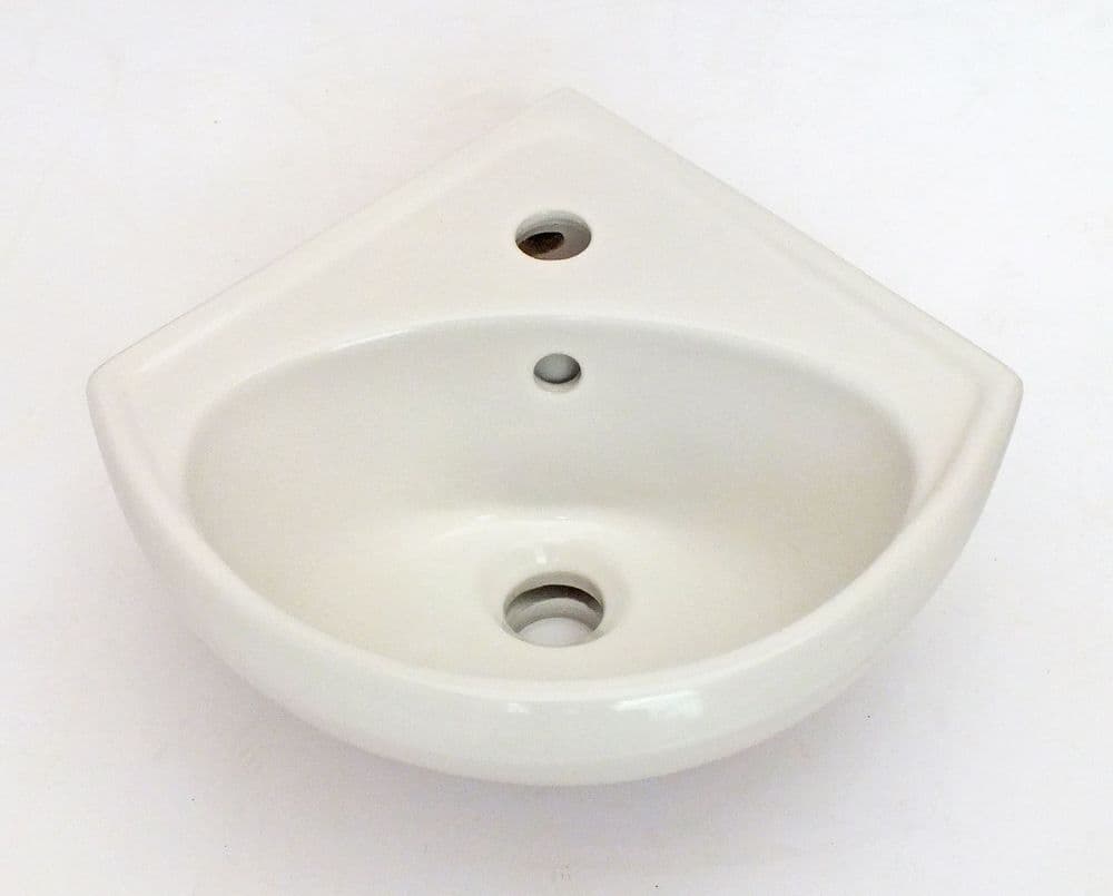 White Fordham (Spring) Arena 1TH Corner Basin / Sink