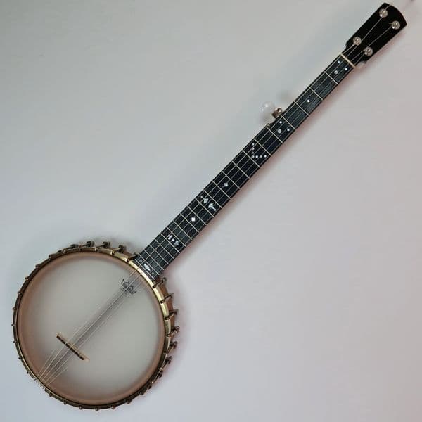 Ebblewhite 5 String banjo-walnut, birds eye maple|Brown Dog Banjos