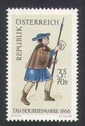Austria 1966 Stamp Day / Postman / Mail / Post / Letters / Philately 1v (n34723)