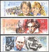 Belgium 1990 Beethoven/ Music/ Cantre/ Sculpture/ Orchestra/ People/Art 3v set (n45030)