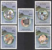 Cocos (Keeling) Islands 1993 Education / Science / Books / Reading / Boats 5v set n40495