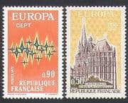 France 1972 Europa / Communications / Cathedral / Buildings / Animation 2v set (n34762)