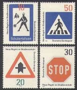 Germany 1971 Traffic Signs / Motoring / Transport / Road Safety 4v set (n37074)