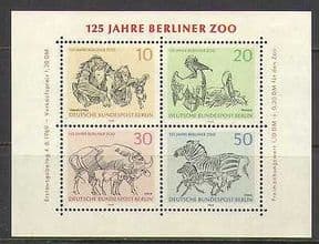 Germany  /  Berlin 1969 Zoo  /  Animals  /  Birds  /  Zebra  /  Apes  /  Pelican 4v m  /  s (n22529)