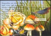 Grenada Grenadines 2002 Dragonfly/ InsectsBee/FungiMushrooms/ Roses/ Flowers m/s n42787