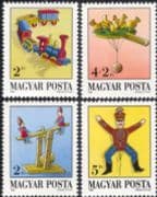 Hungary 1988 Toy Museum/ Toys/ Steam Train/ Soldier/ See-Saw/ Chickens/ Transport 4v set (n45268)