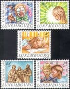 Luxembourg 1985 Clown/ Circus/ Children/ Statue/ Art/ Welfare Fund 5v set (n37816)