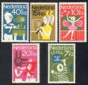 Netherlands 1964 Child Welfare Fund/ Children's Games/ Music/ Ballet Dancing/ Acting 5v set (n39401)