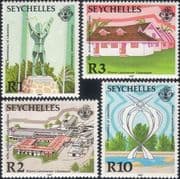 Seychelles 1987 Liberation / Hospital / Buildings / Statues / People / Art 4v set (n33320)