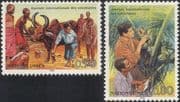 UN (G) 1988 Volunteers Day/ Cattle/ Fruit/ Farming/ Veterinary/ Trees 2v set (n45898)