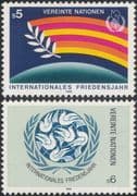 UN (V) 1986 International Peace Year/ Doves/ Rainbow/ Emblem/ Birds 2v set (n45899)