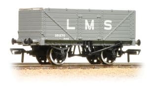 37-088 7 Plank End Door Wagon LMS Grey