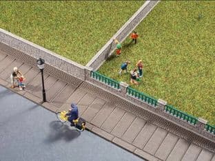 AUH42559 Garden fences, walls