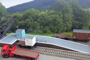 GM415 *Fordhampton Railway Loading Dock